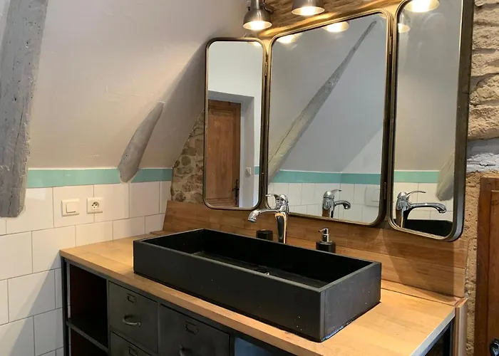 بيت للعطل - Le Reclaud Du Noyer لو بوج