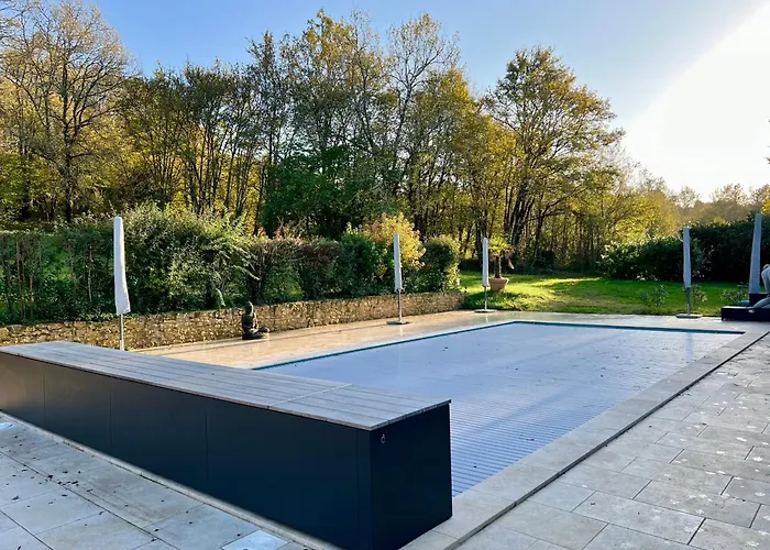 - Le Reclaud Du Noyer